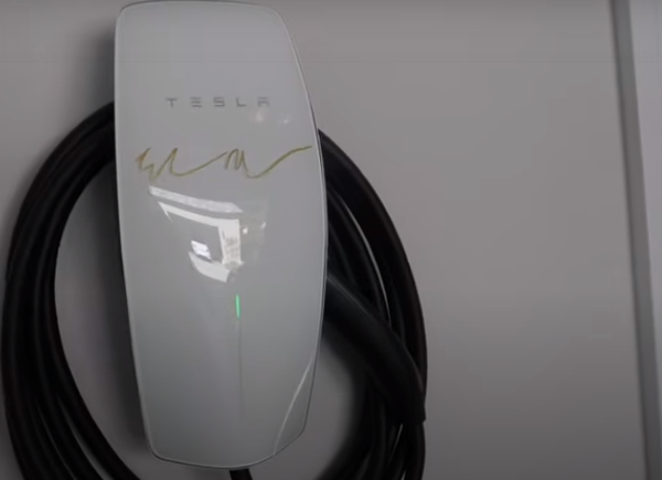 Tesla Wall Connector Зарядка для теслы